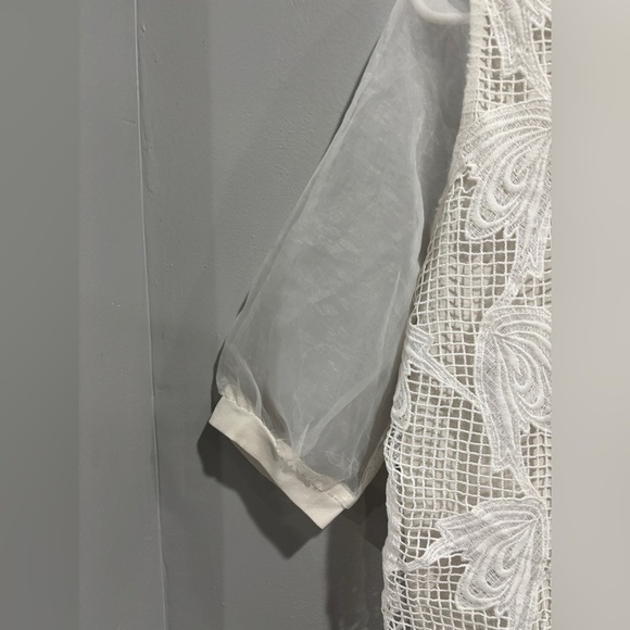 MoolbyYoungZari white sheer lace floral overlay puff sleeve night out party - Picture 10 of 10